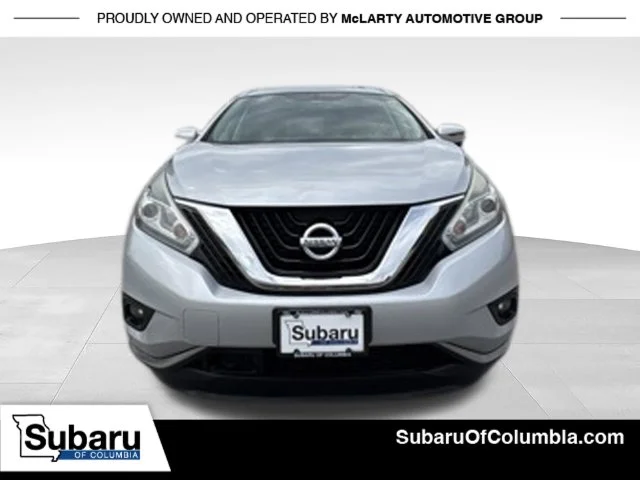 Used 2015 Silver Nissan SL image 2