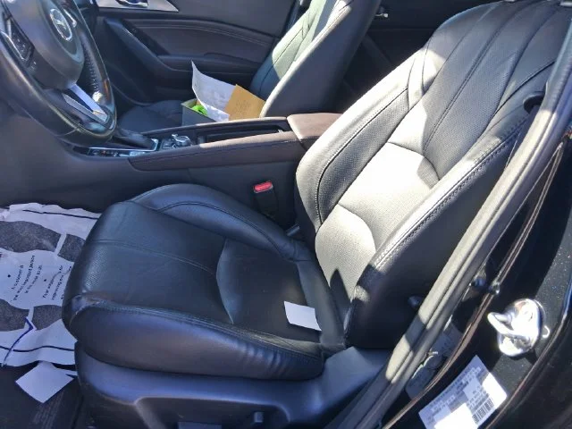 Used 2018 Black Mazda Grand Touring image 2