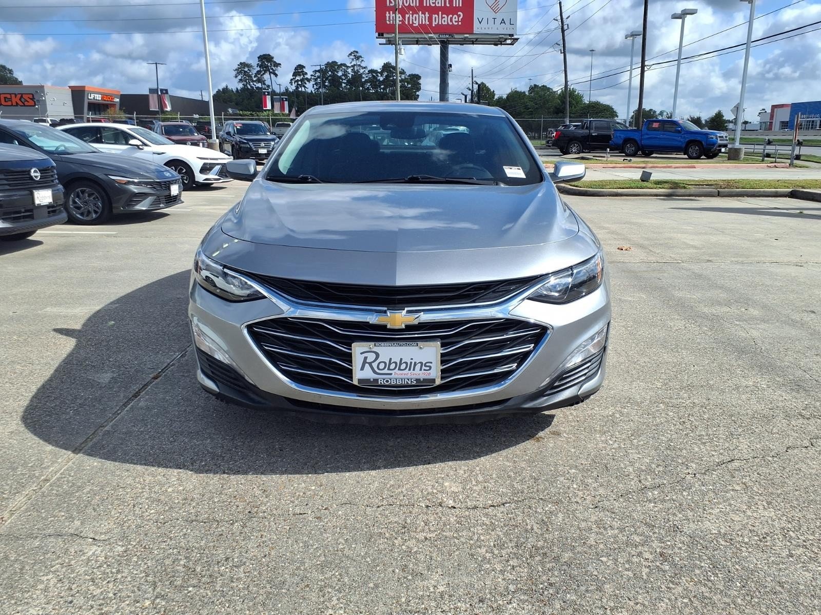2024 Chevrolet Malibu LT Gray at Robbins Nissan