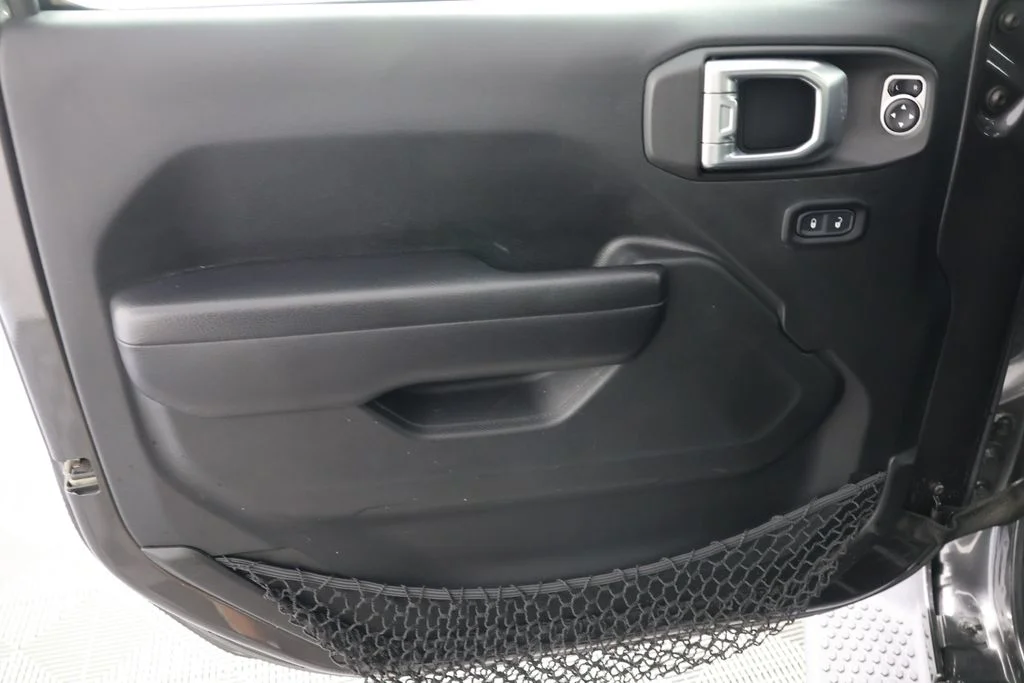 Used 2018 Gray Jeep Unlimited Sport S image 24