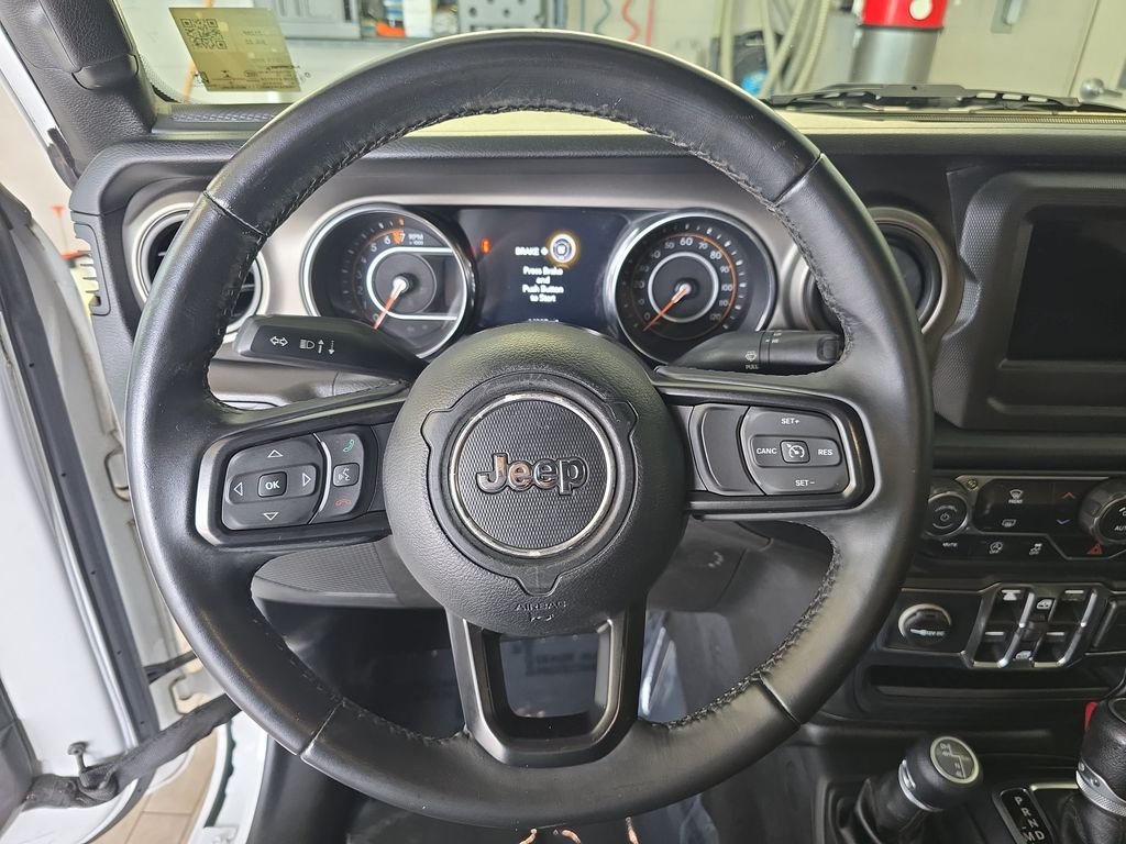 Used 2019 White Jeep Unlimited Sport S image 18