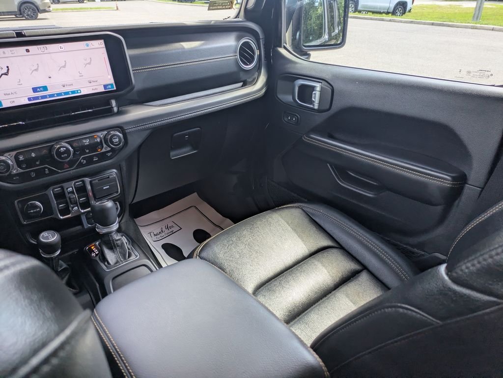 Used 2024 Black Jeep Sahara image 15
