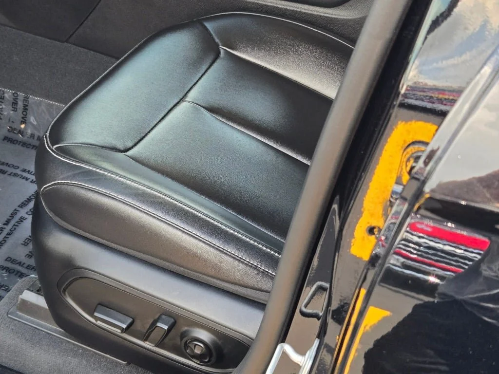 Used 2023 Black Jeep Limited 4x4 image 24
