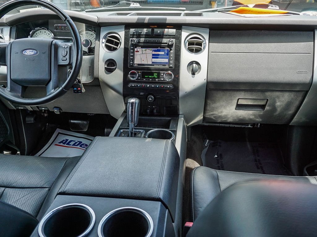 Used 2013 White Ford Limited image 14