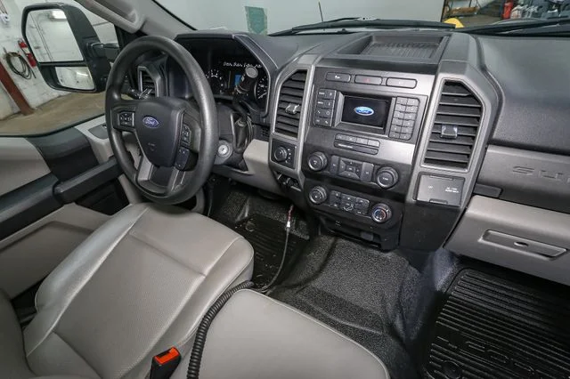 Used 2021 Silver Ford XL image 17