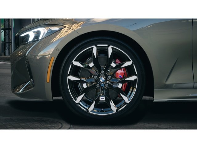 New 2026 Dravit Grey Metallic BMW 330i xDrive image 7