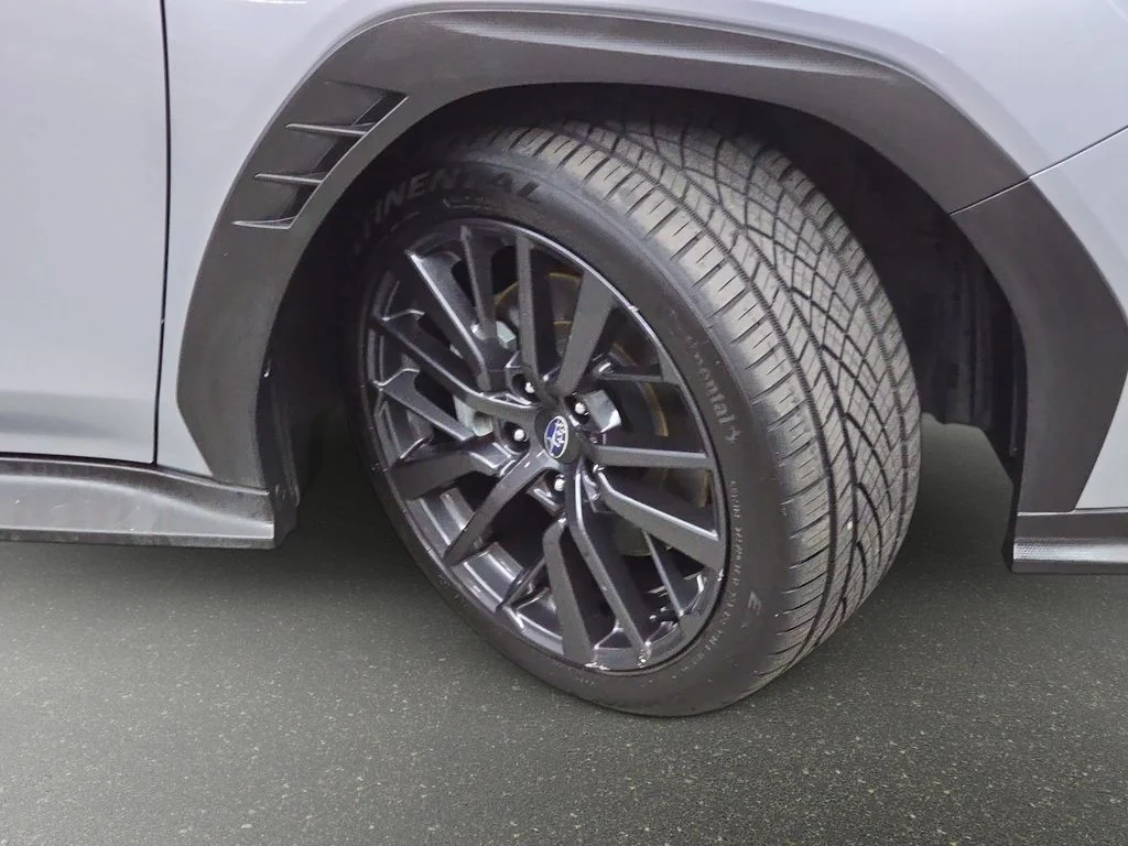 Used 2022 Silver Subaru Premium image 32