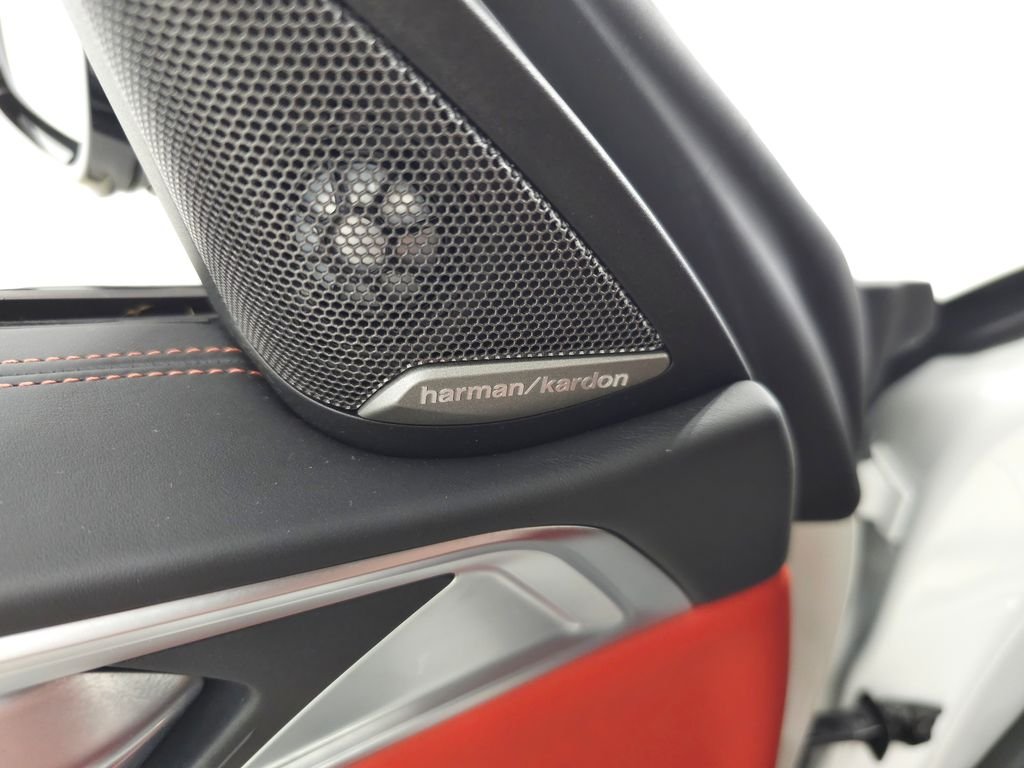 Used 2026 Alpine White BMW Competition image 16