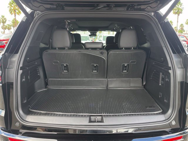Used 2025 Ebony Twilight Metallic GMC Denali image 28