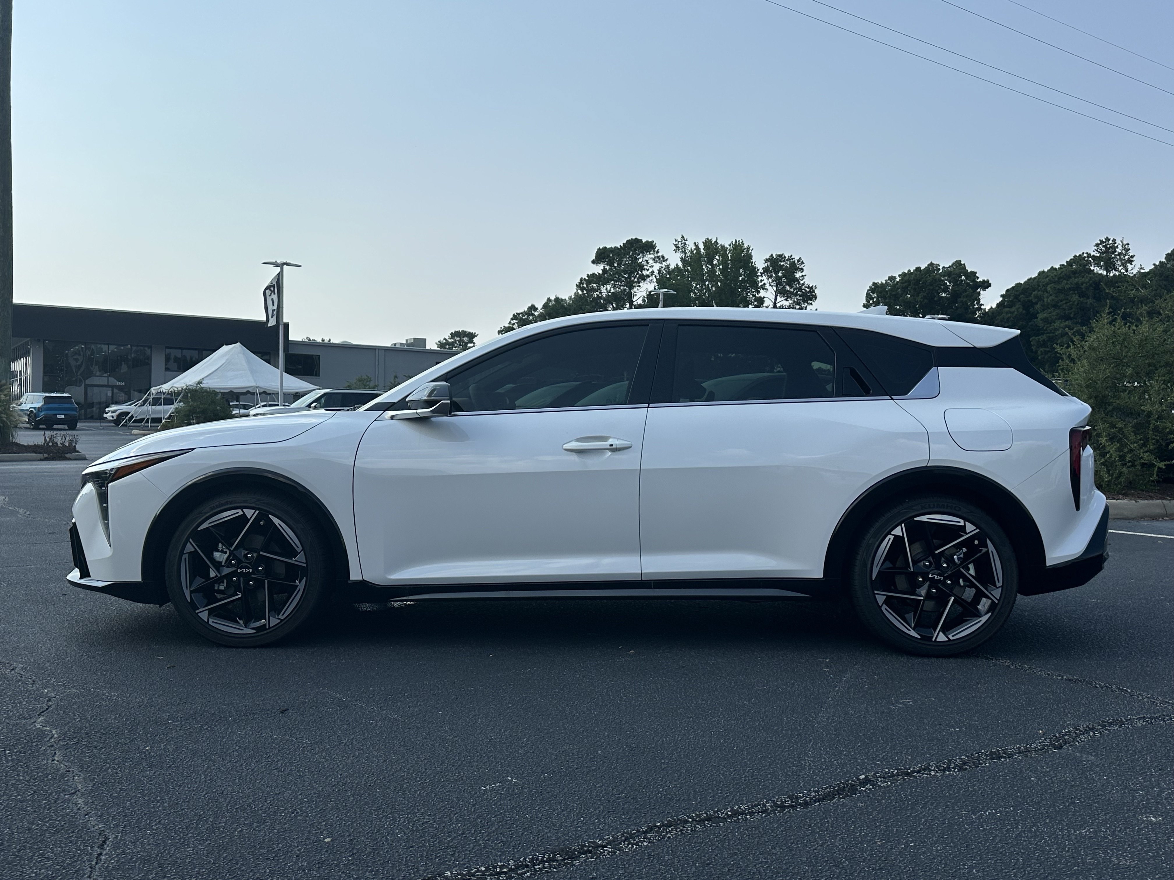New 2026 Snow White Pearl Kia GT-Line image 5