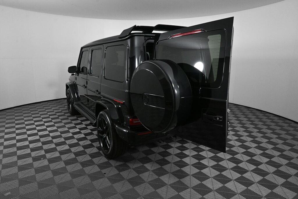 Certified Used 2020 Obsidian Black Metallic Mercedes-Benz AMG® G 63 image 31