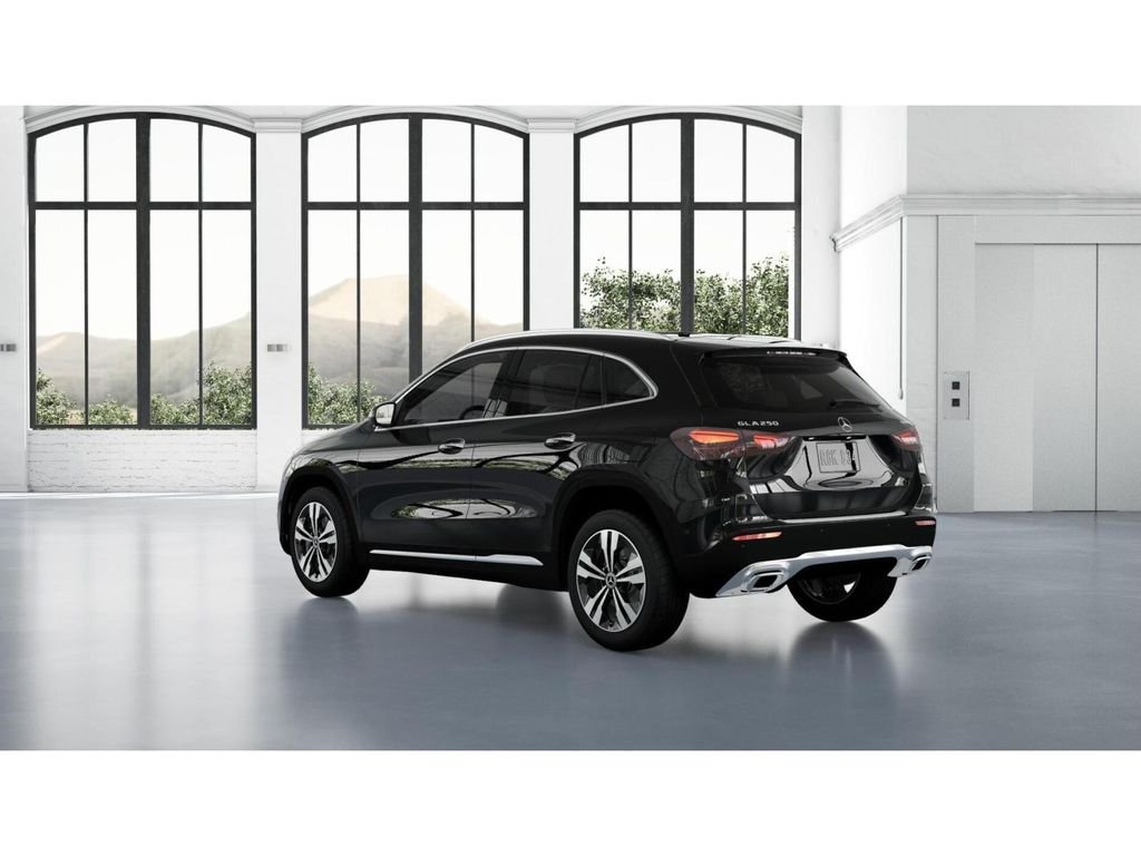 New 2026 Night Black Mercedes-Benz GLA 250 4MATIC® image 29