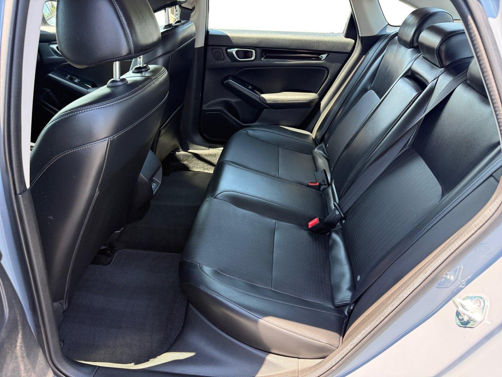 Used 2023 Sonic Gray Pearl Honda Touring image 16