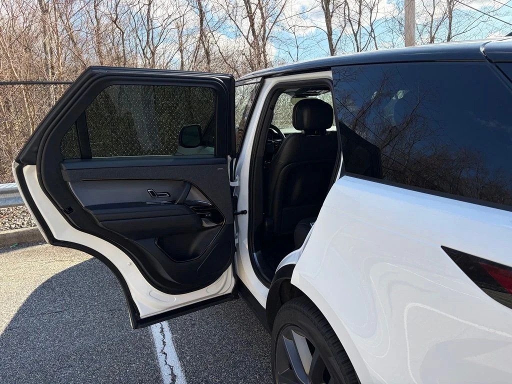 Used 2024 White Land Rover Dynamic SE image 12