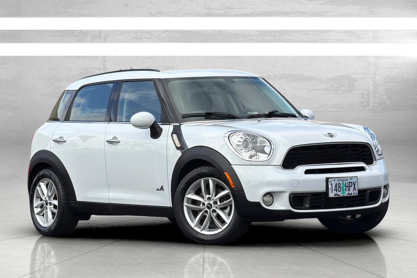 Used 2011 MINI Countryman Countryman S 4WD with VIN WMWZC5C57BWL55490 for sale in Albany, OR