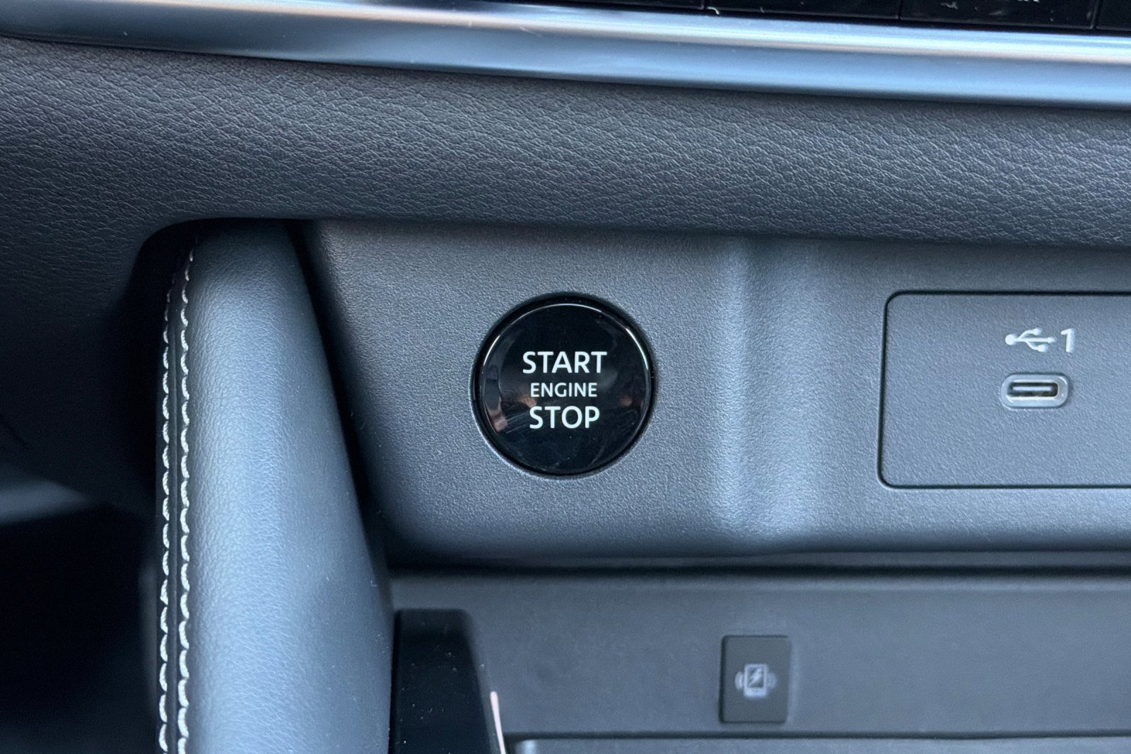 New 2026 Everest White Pearl/Super Black Nissan Platinum image 20