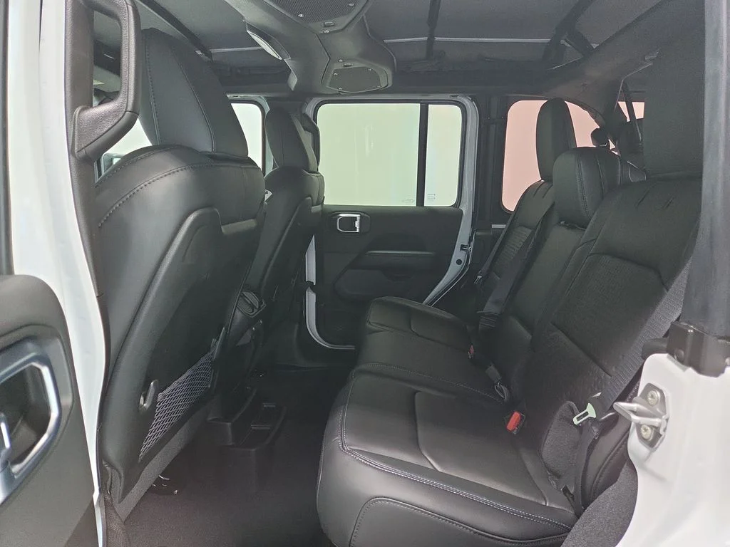 New 2026 Bright White Clearcoat Jeep  image 25