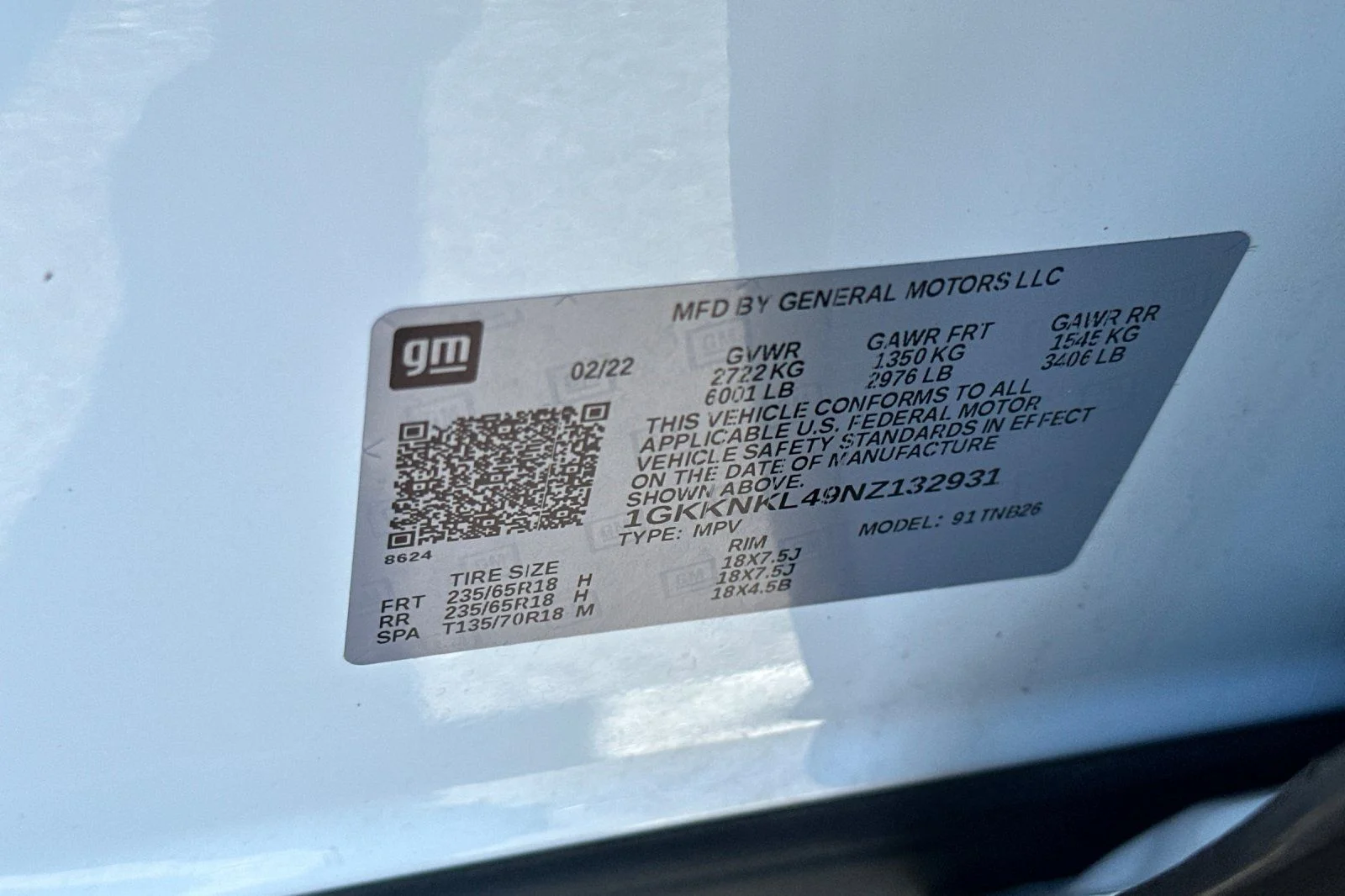 Used 2022 White GMC SLE image 35