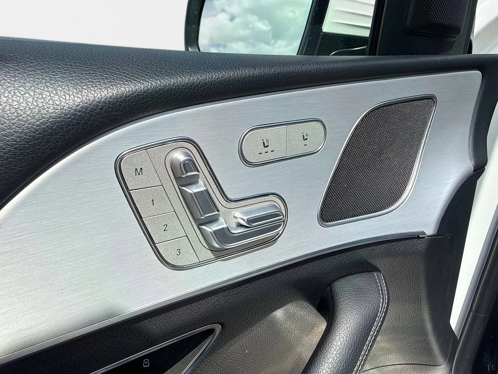 2024 Mercedes-Benz GLE GLE350 - Photo 17