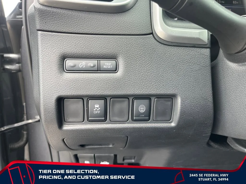 Used 2022 Gray Nissan S FWD image 26
