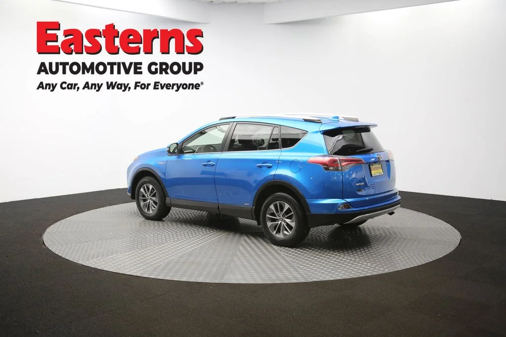 Used 2017 Blue Toyota XLE image 62