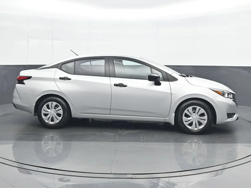 Used 2024 Silver Nissan 1.6 S image 7
