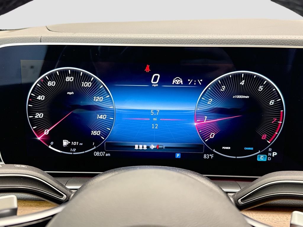 New 2026 MANUFAKTUR Ireland Mid Green Metallic Mercedes-Benz GLE 580 image 33