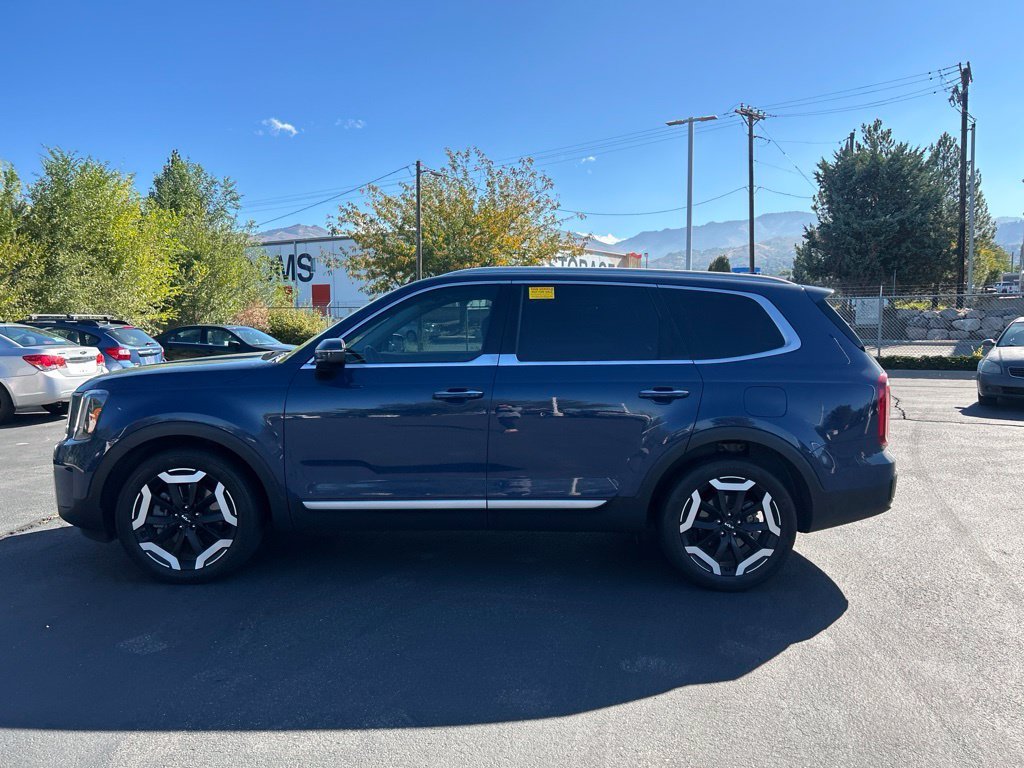 Used 2023 Midnight Lake Blue Kia S image 12