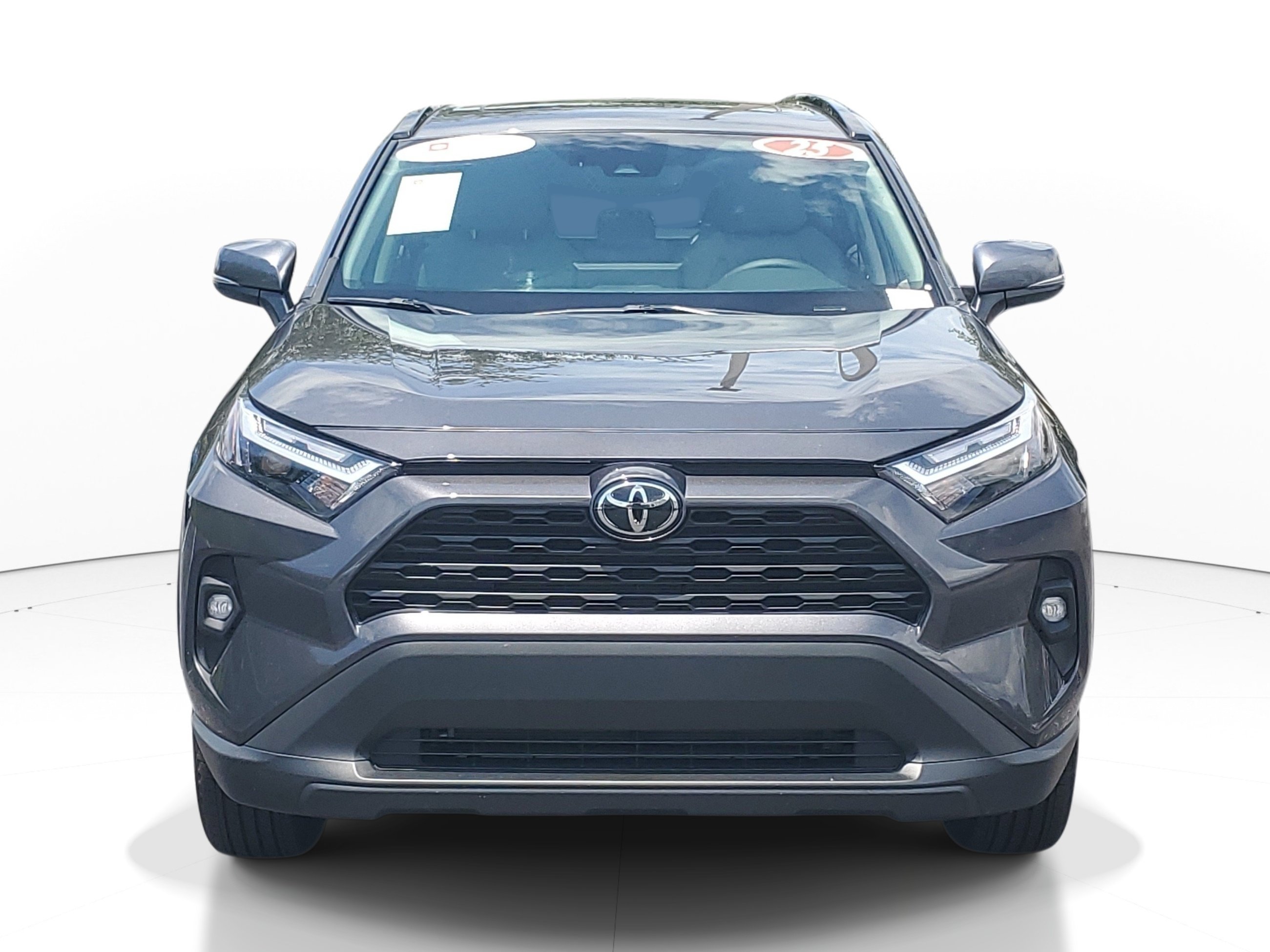Used 2025 Magnetic Gray Metallic Toyota Hybrid XLE Premium image 1