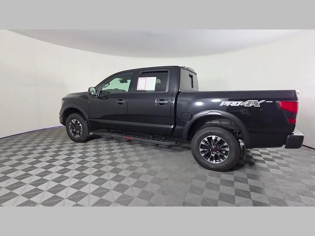 2024 Nissan Titan PRO-4X - Photo 48