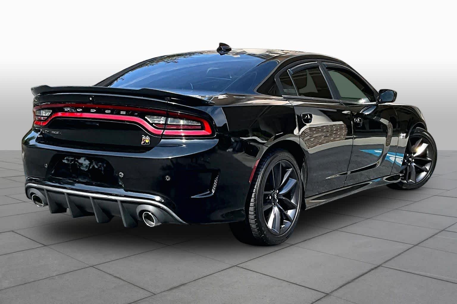 Used 2019 Pitch Black Clearcoat Dodge Scat Pack image 17