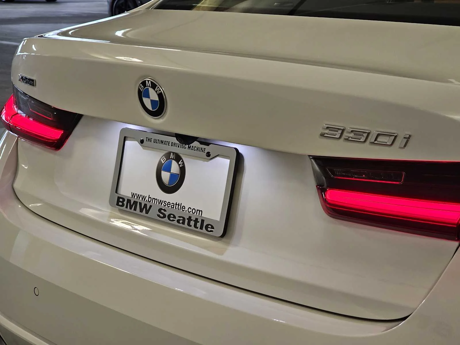 New 2026 Alpine White BMW 330i NA xDrive image 7
