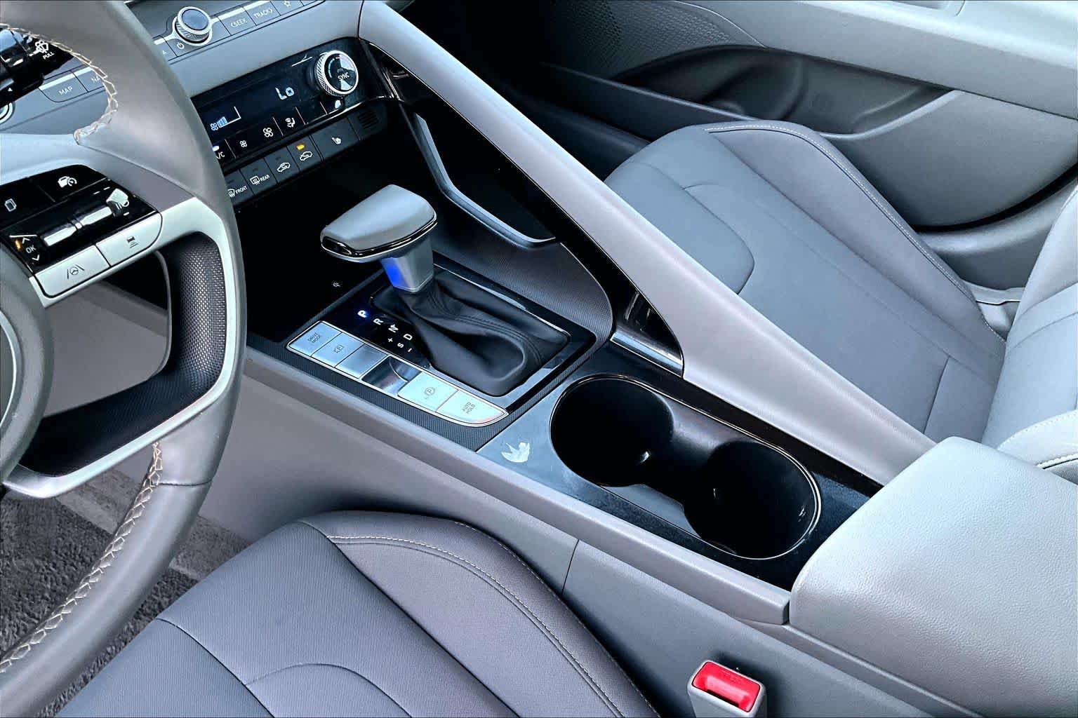 Used 2024 Ecotronic Gray Hyundai Limited image 16