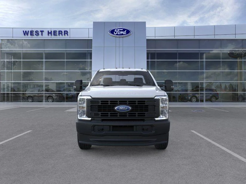 New 2026 Oxford White Ford F-350® XL image 7