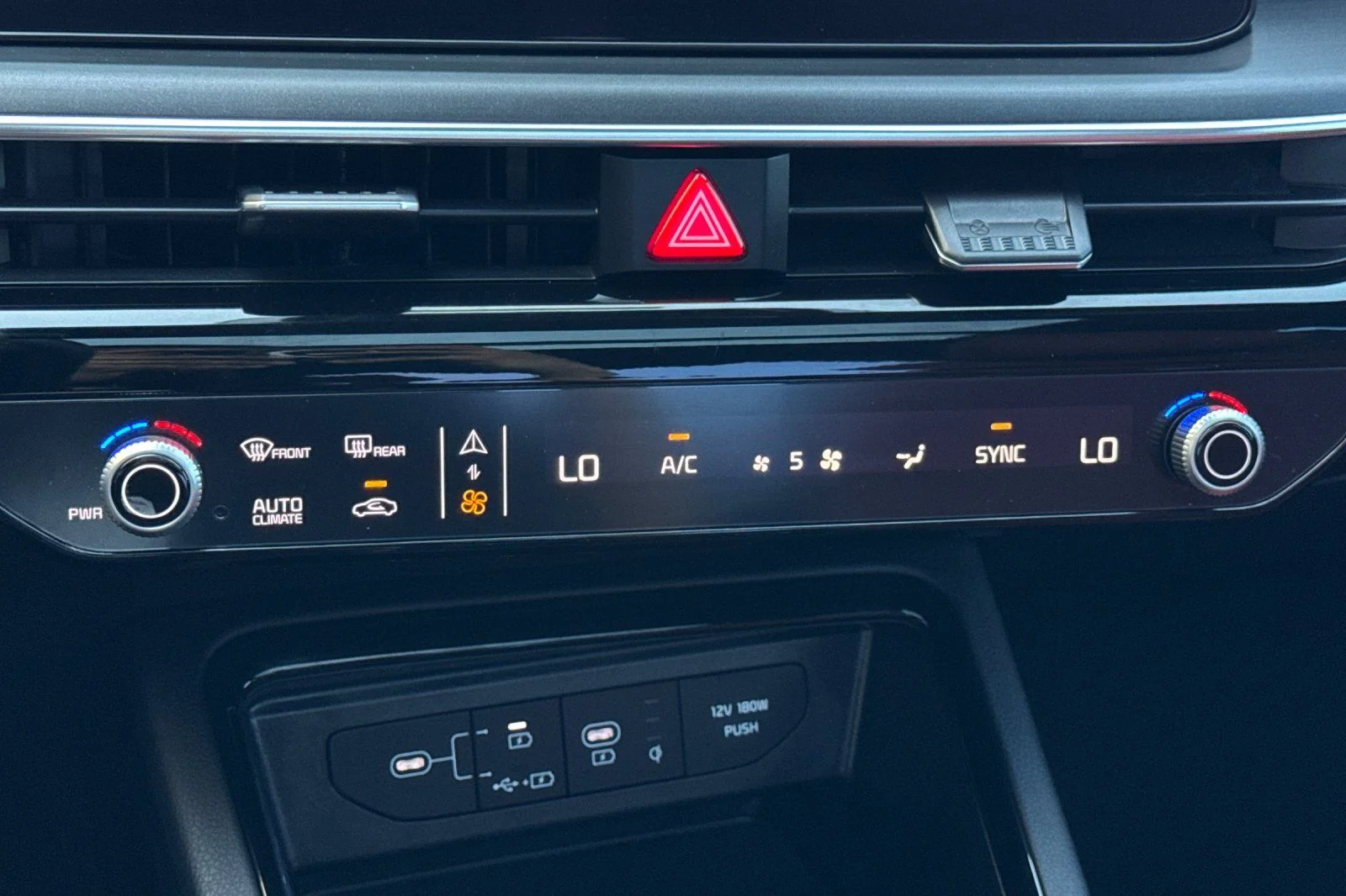 Used 2025 Steel Kia GT-Line image 23