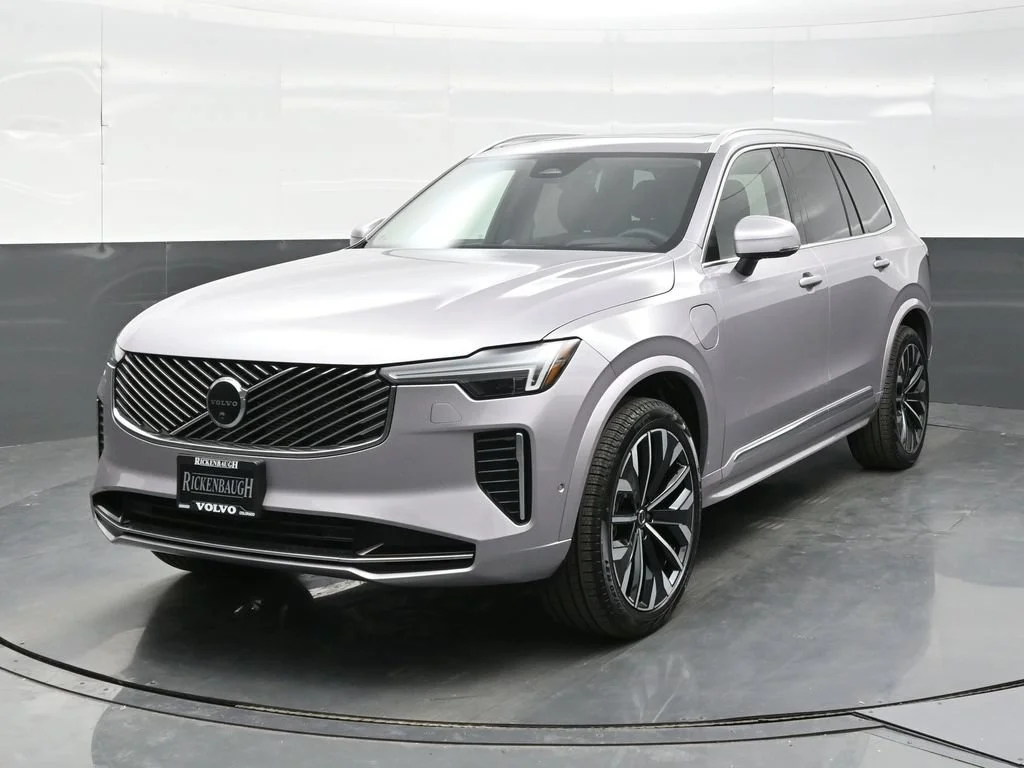 New 2027 Aurora Silver Volvo T8 Ultra image 2