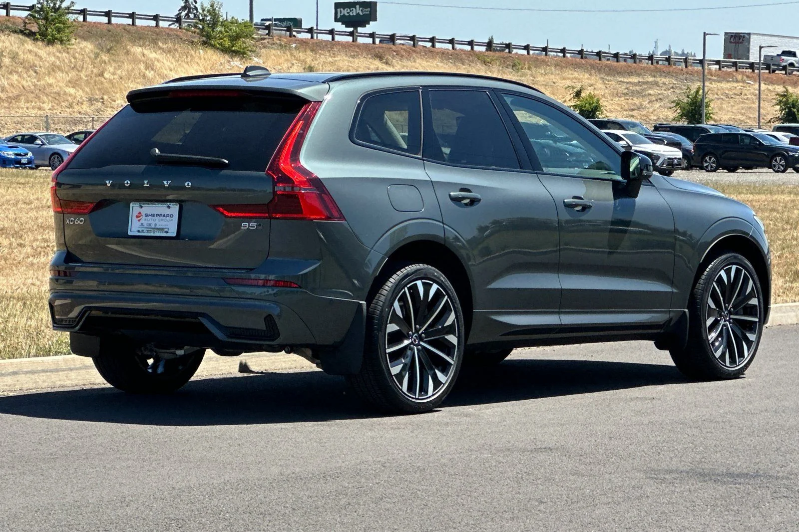 New 2026 Forest Lake Volvo Ultra image 3
