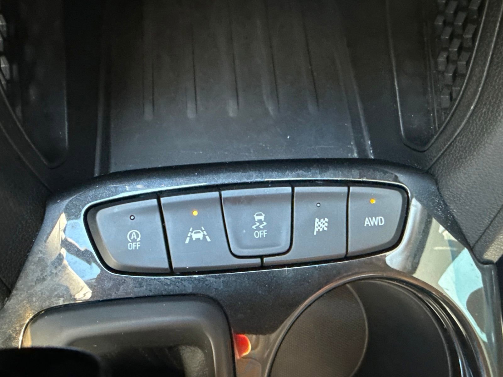 Used 2025 Mosaic Black Metallic Chevrolet LT image 28