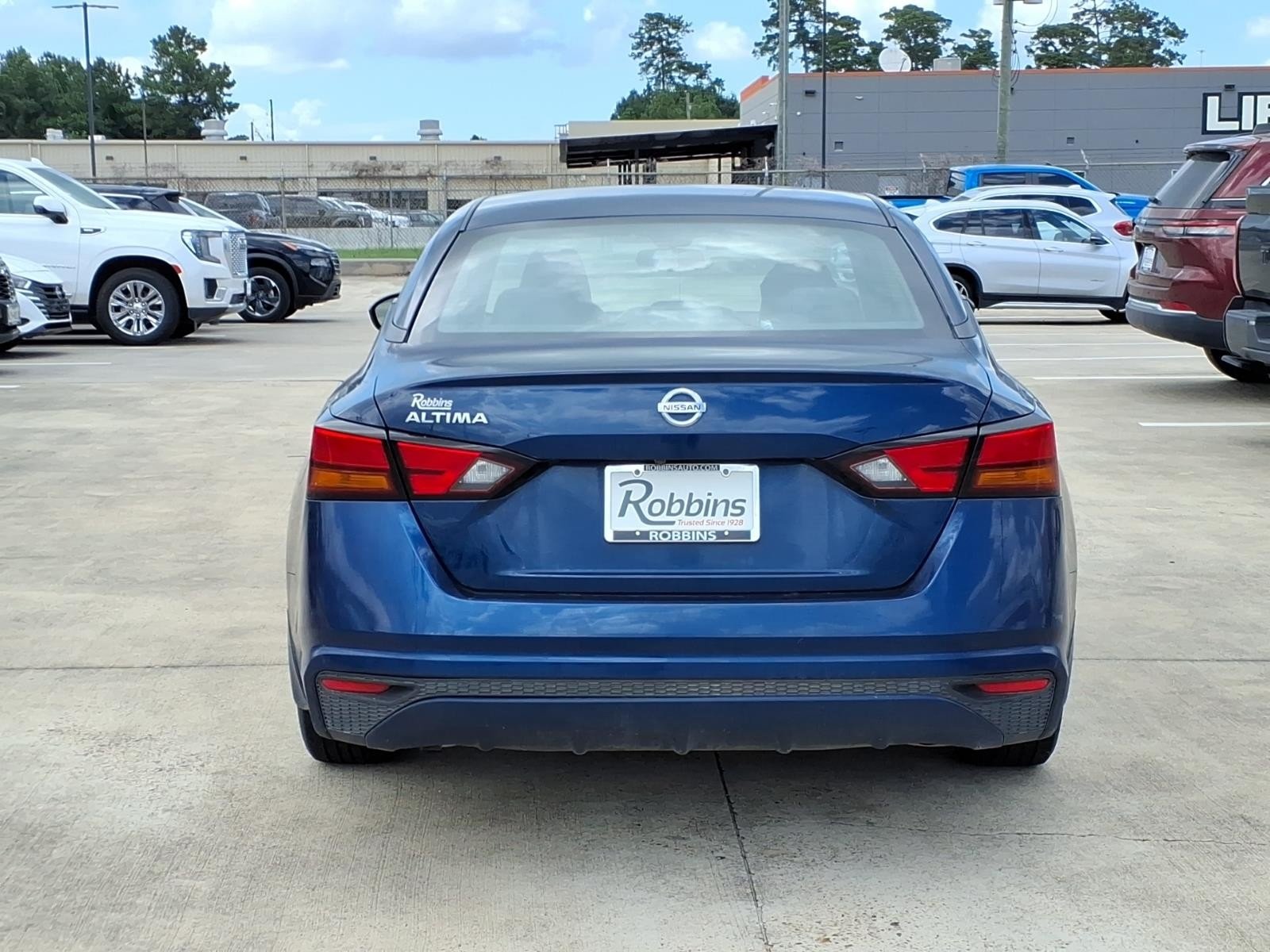 2022 Nissan Altima 2.5 S Blue at G Motors