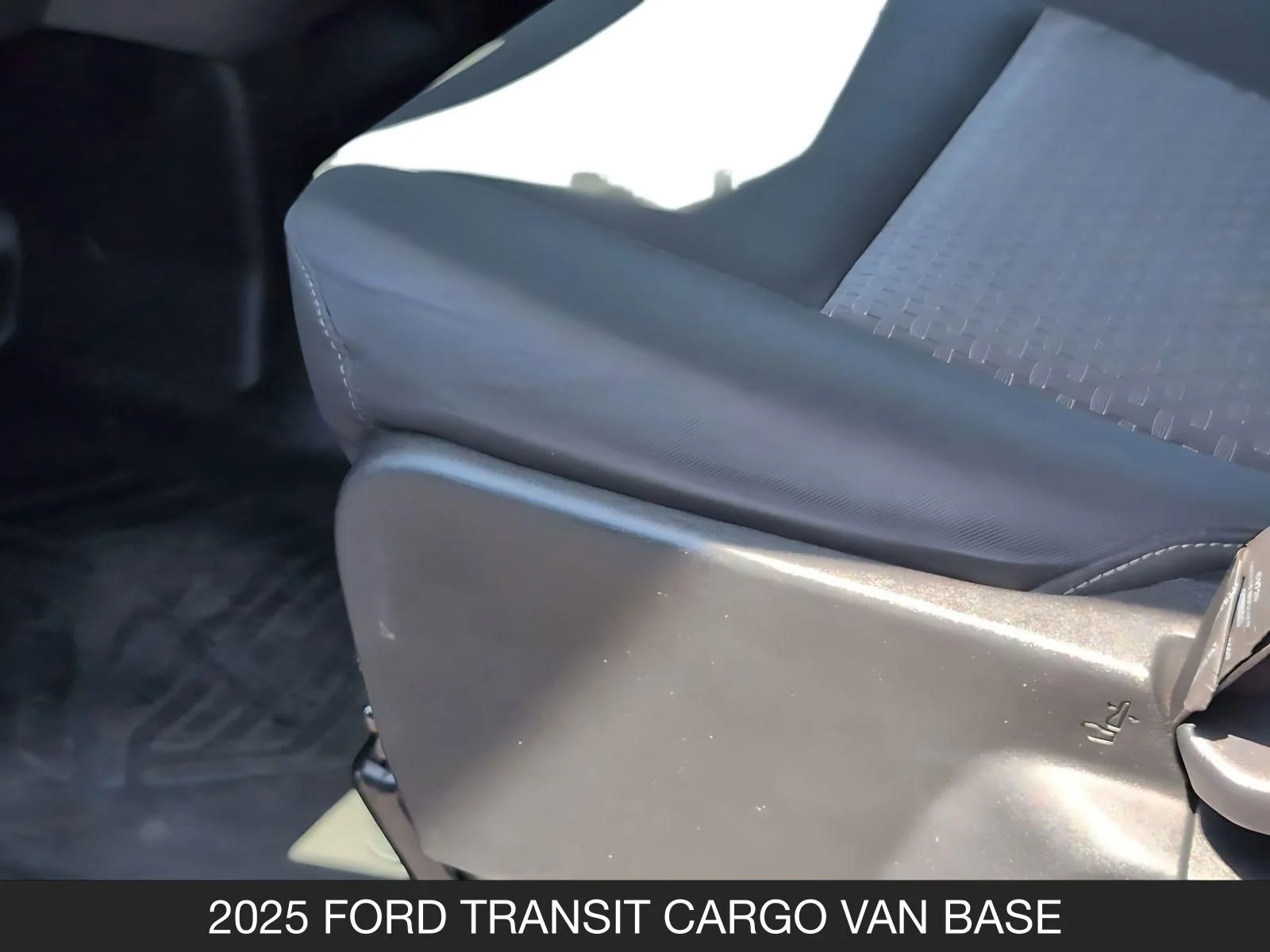 Used 2025 Oxford White Ford Base image 16