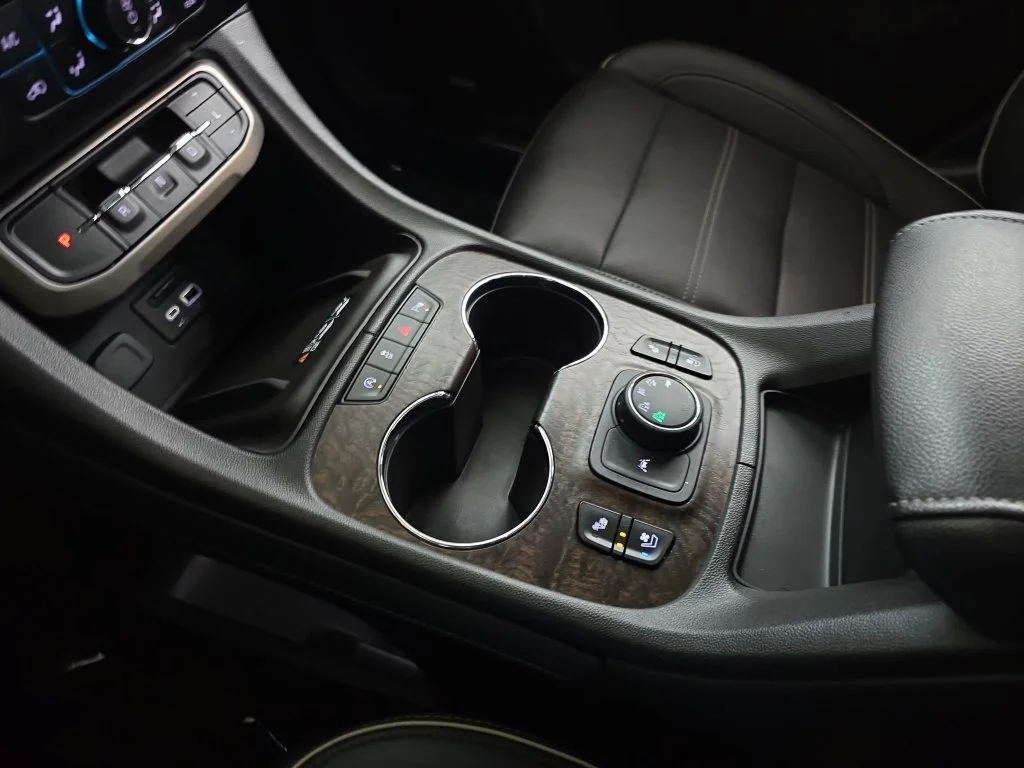 Used 2021 Gray GMC Denali image 27