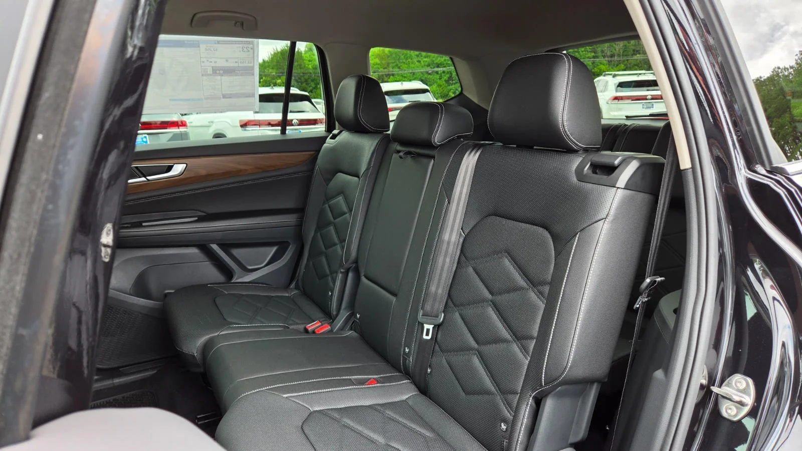 New 2026 Deep Black Pearl Volkswagen 2.0T SE image 48