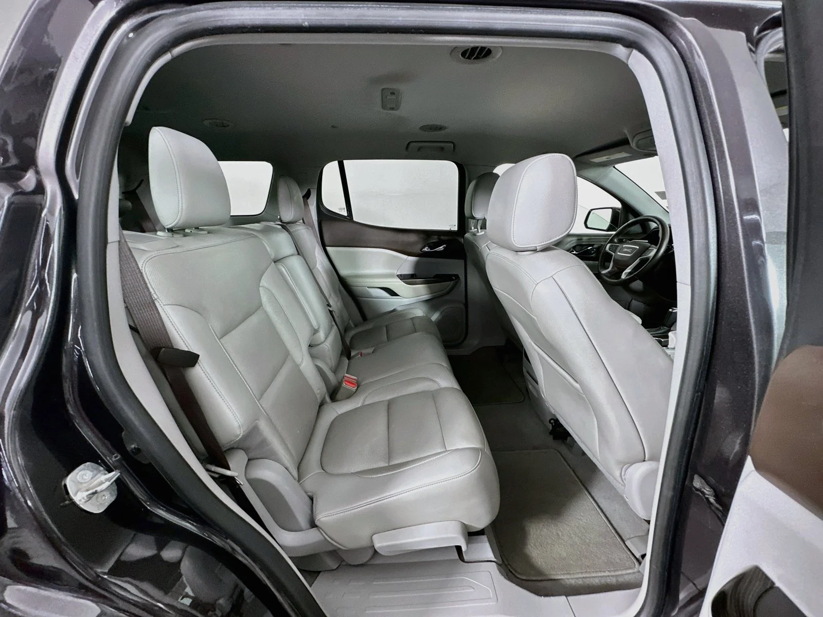 Used 2017 Iridium Metallic GMC SLT-1 image 30