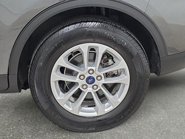 Used 2020 Gray Ford SE image 33