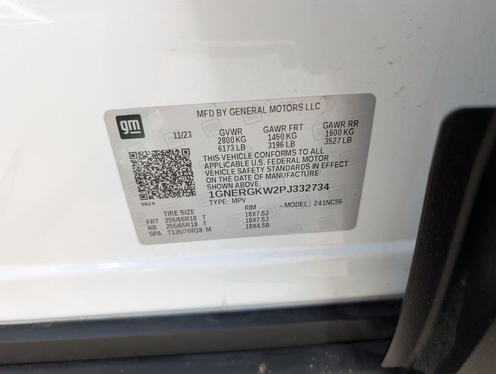Used 2023 White Chevrolet LT image 29