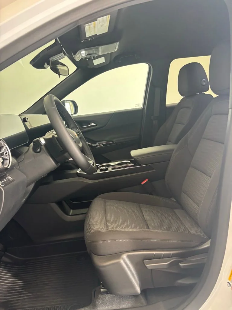 2026 Chevrolet Equinox LT - Photo 10
