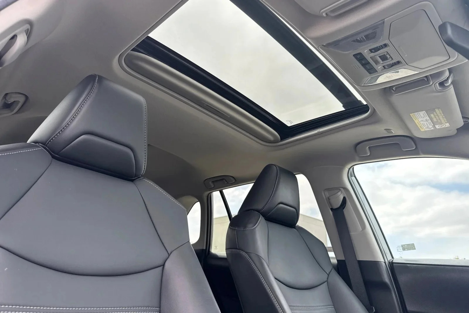 Certified Used 2023 MAGNETIC GRAY Toyota XLE Premium image 15