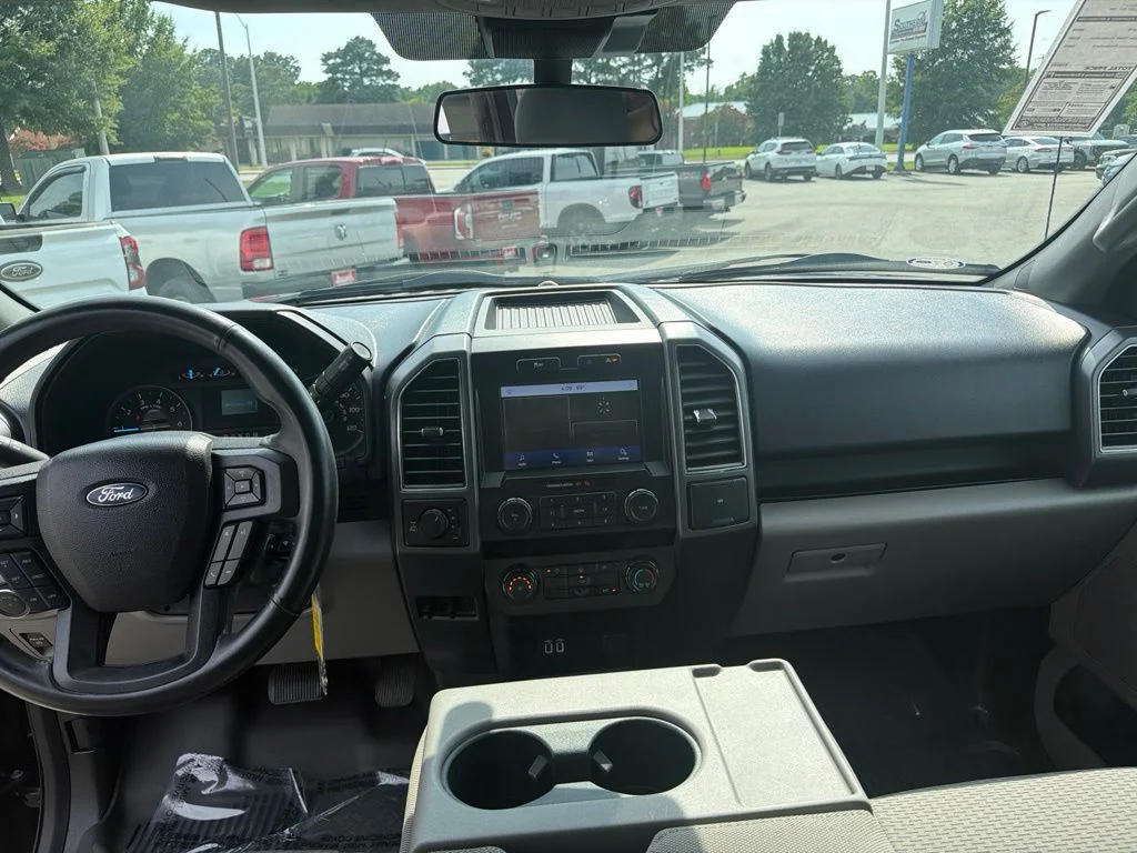 Used 2019 Red Ford XLT image 12