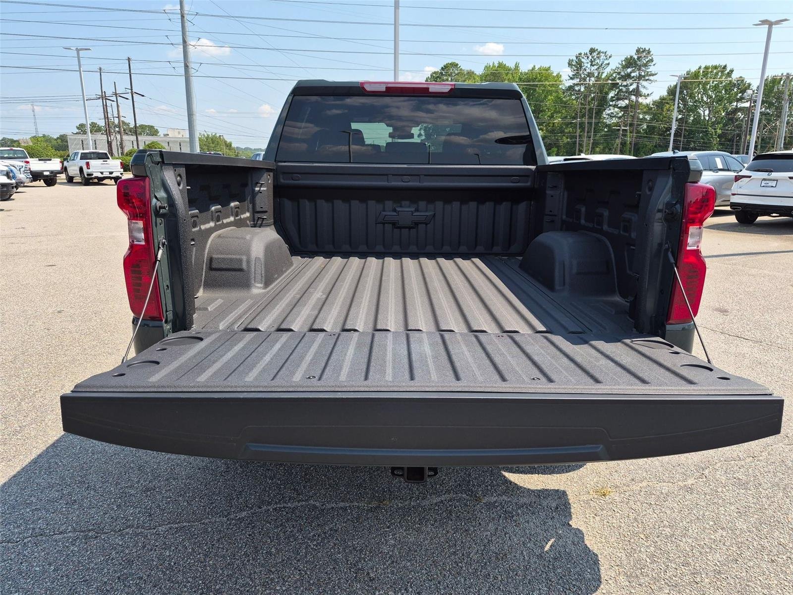 Used 2026 Cypress Gray Chevrolet LT image 27