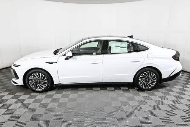 2025 Hyundai Sonata Hybrid Limited - Photo 3